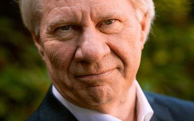 Jan Brokken te gast in Panorama Zondag